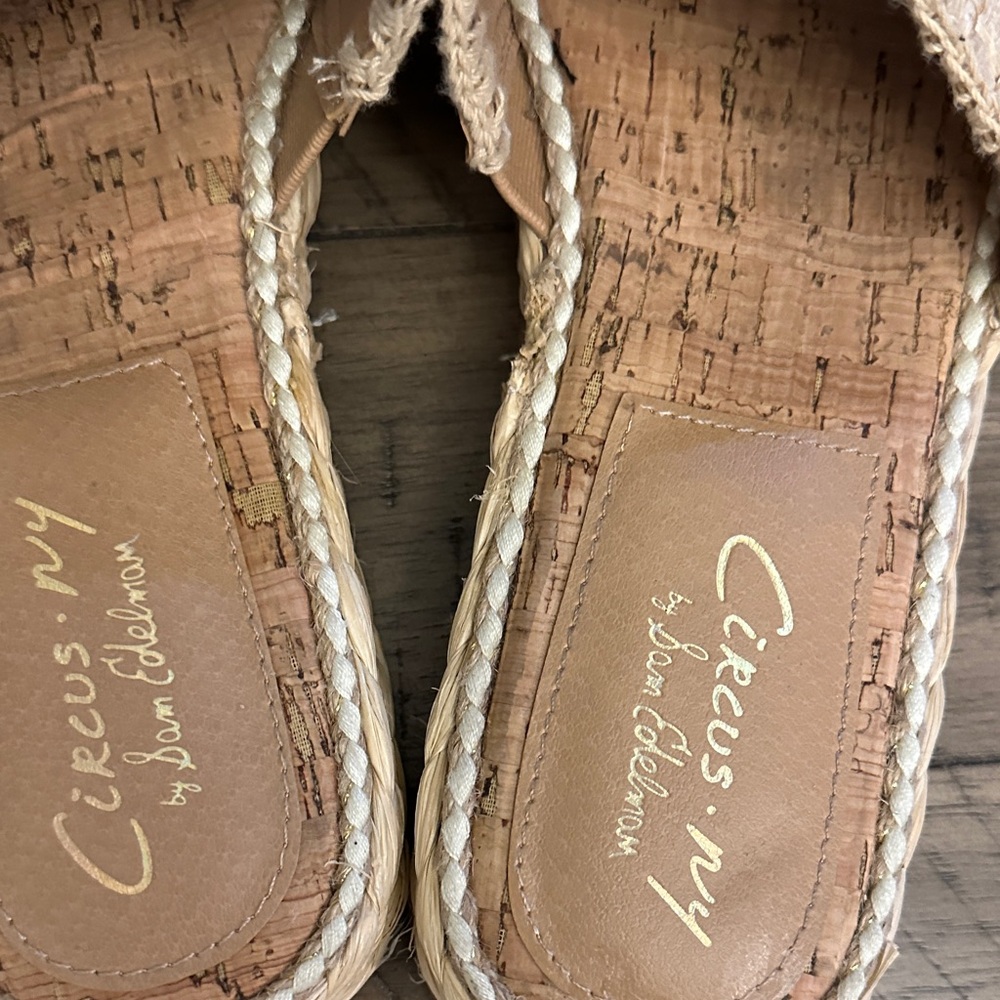 Crevo Tan Woven Espadrille Slides - Picture 3 of 4